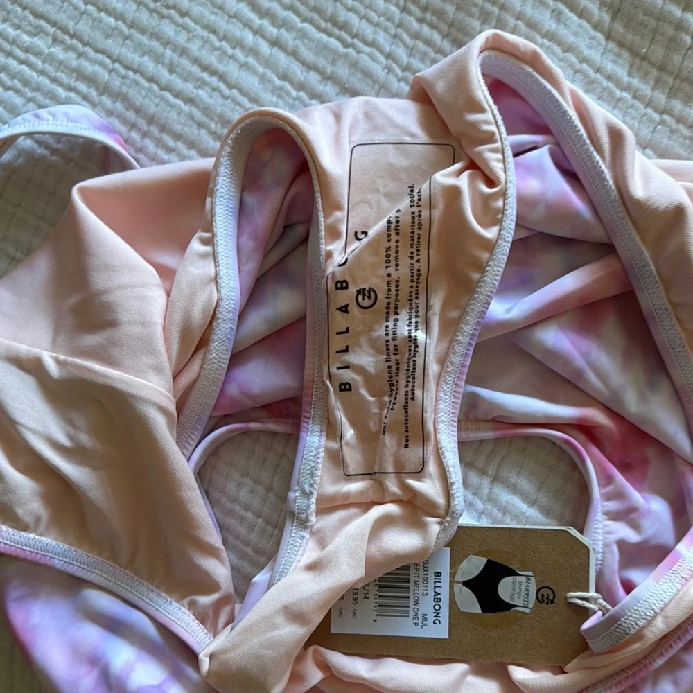 Billabong women’s one piece keep it mellow swimsuit - Picture 4 of 6